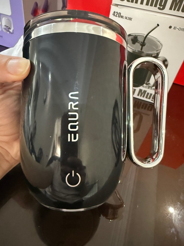 ماگ همزن دار شارژی eura ( ارسال فوری با پیک برای تهران )